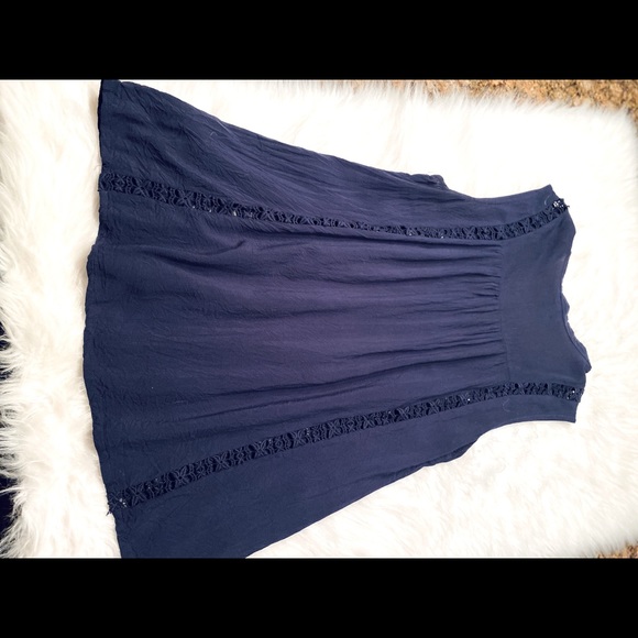 Papillon Flowy Tank ~ Navy Blue - Picture 4 of 6